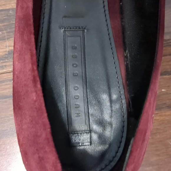 Hugo Boss suede flats - Picture 3 of 5